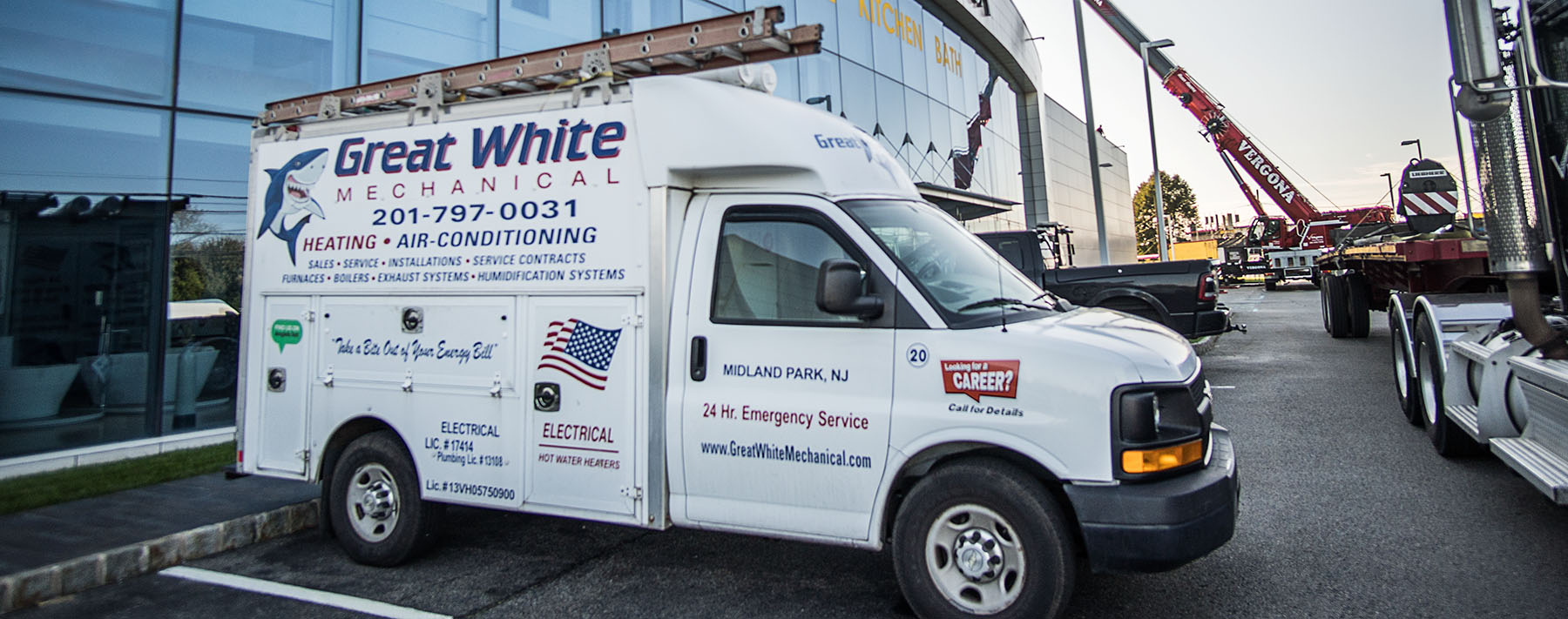 Building Exterior Banner Building Exterior Banner